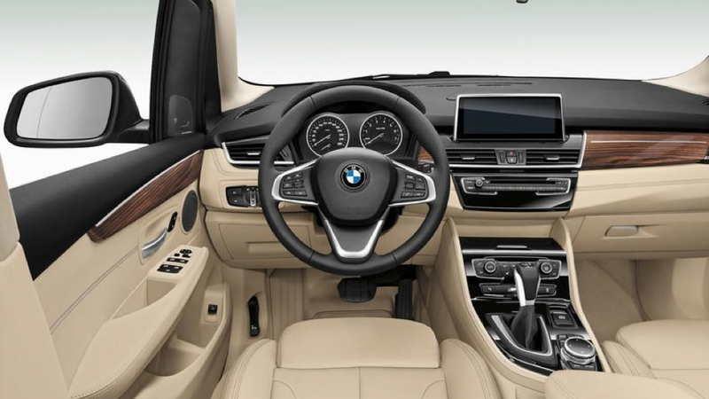 Illustration for article titled 2015 BMW 2-Series Active Tourer: This Is The First Front-Drive BMW